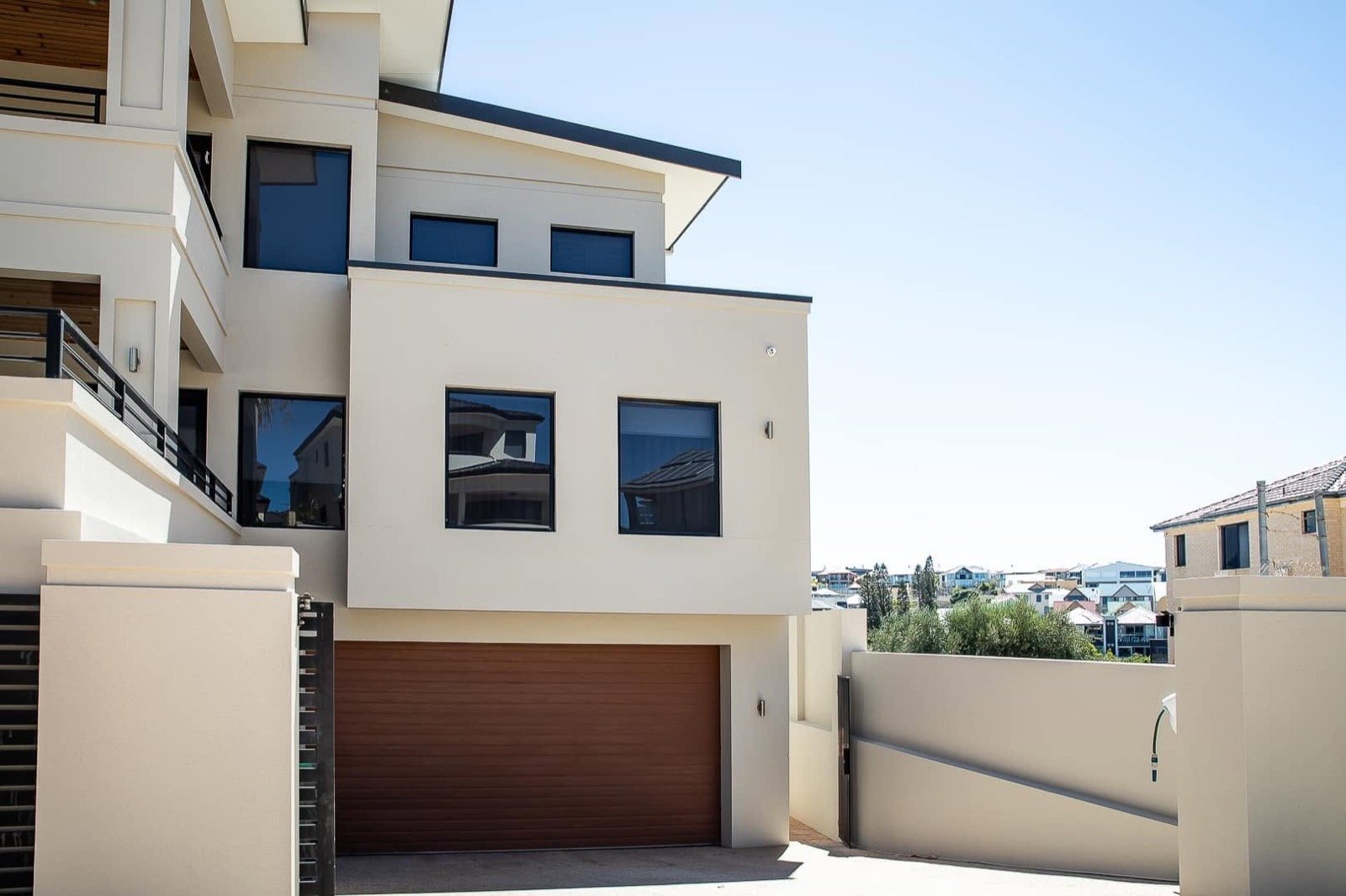Rendered Hocking home after an exterior repaint, LA Painting & Decorating