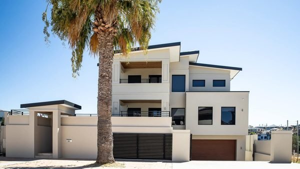 Render painted by LA Painting & Decorating, Perth